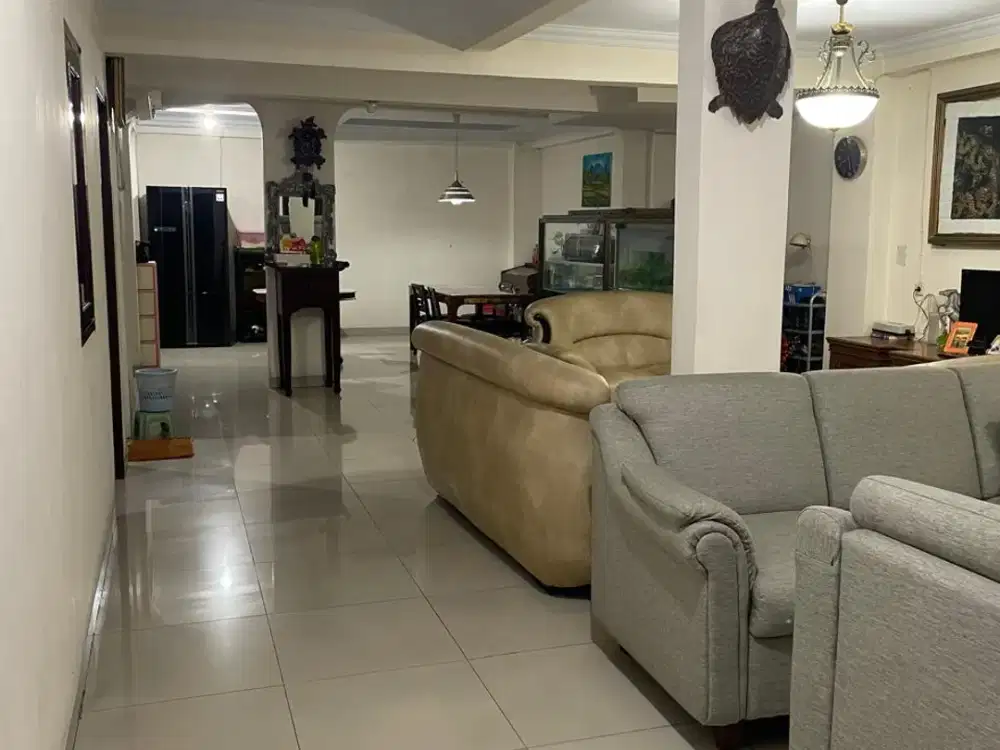 Jual Cepat Rumah Green Garden Jakarta Barat 8x18 3 Lantai Murah 3.5M