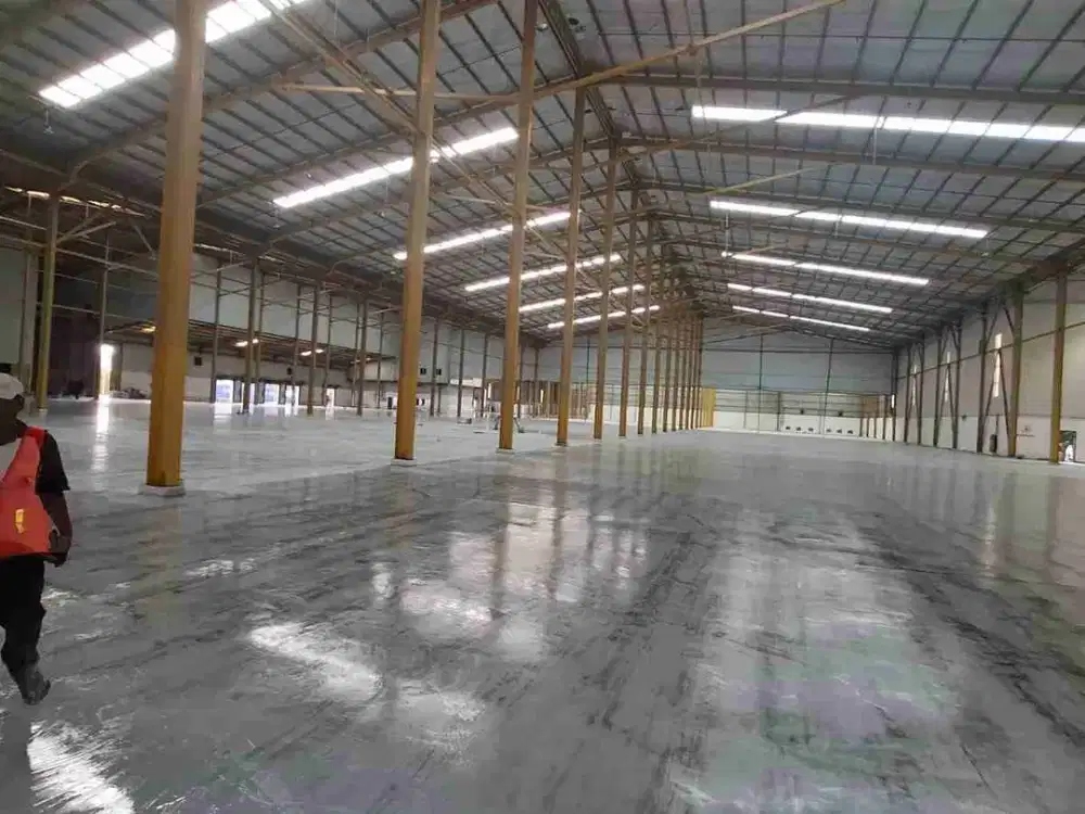 Disewa Gudang Logistik Strategis Akses Container