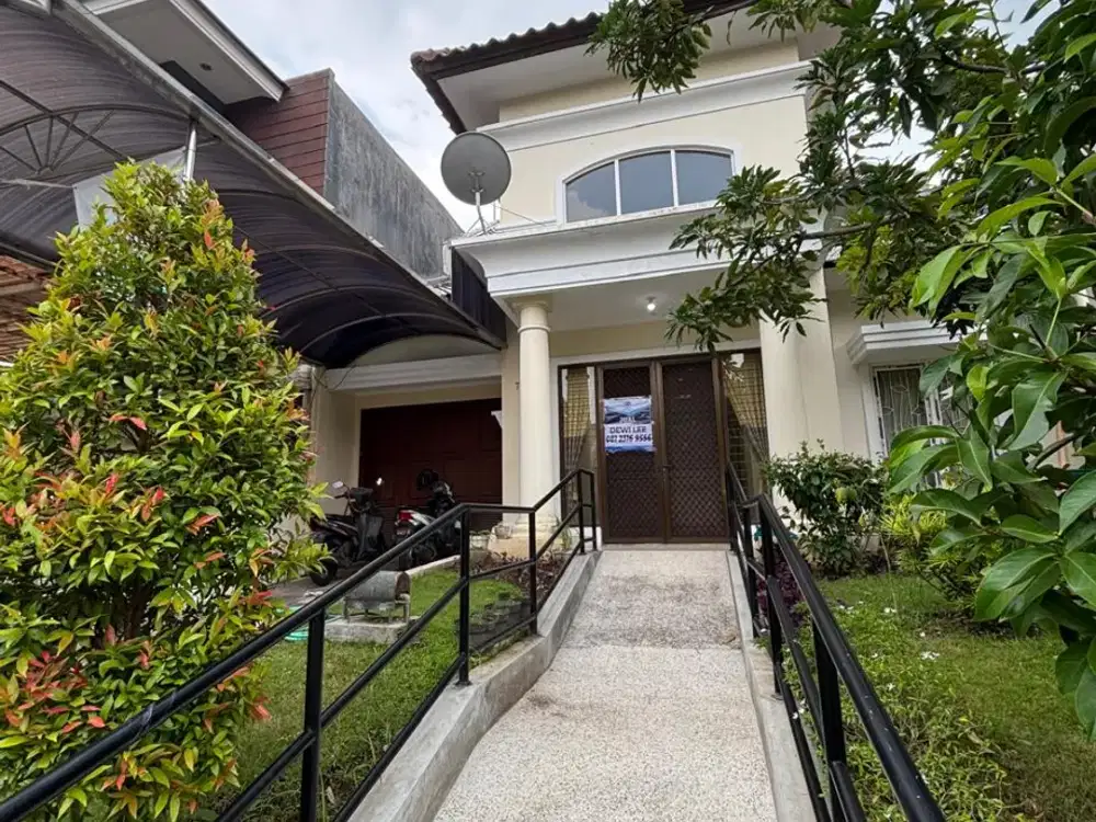 rumah citraland dekat graha family pakuwon indah