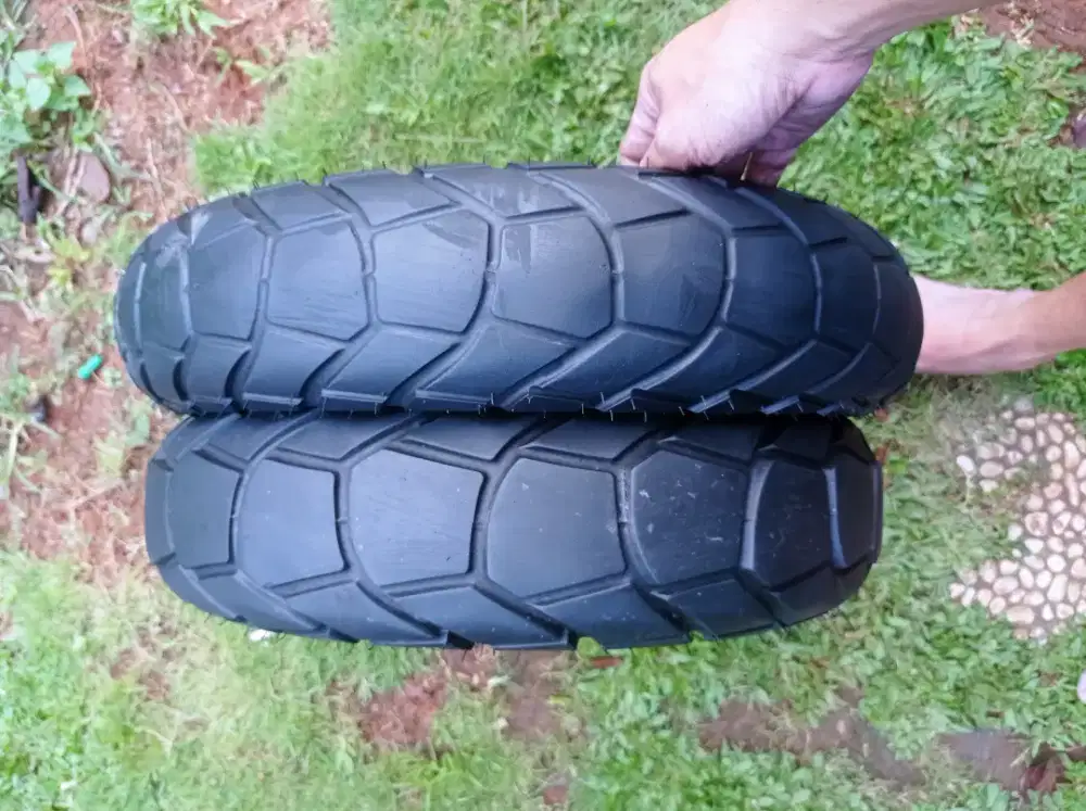 Ban Copotan Adv ring 13 130/70-110/70-14 tubles