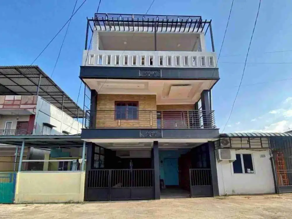 DIJUAL 1 Unit Rumah 4 Lantai, Full Renovasi BALOI MAS INDAHDekat ke grand batam, uib , bcs , baloi