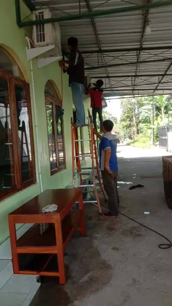 SERVICE AC,MESIN CUCI,WATER HEATER,KULKAS,DISPENSER DLL BERGARANSI