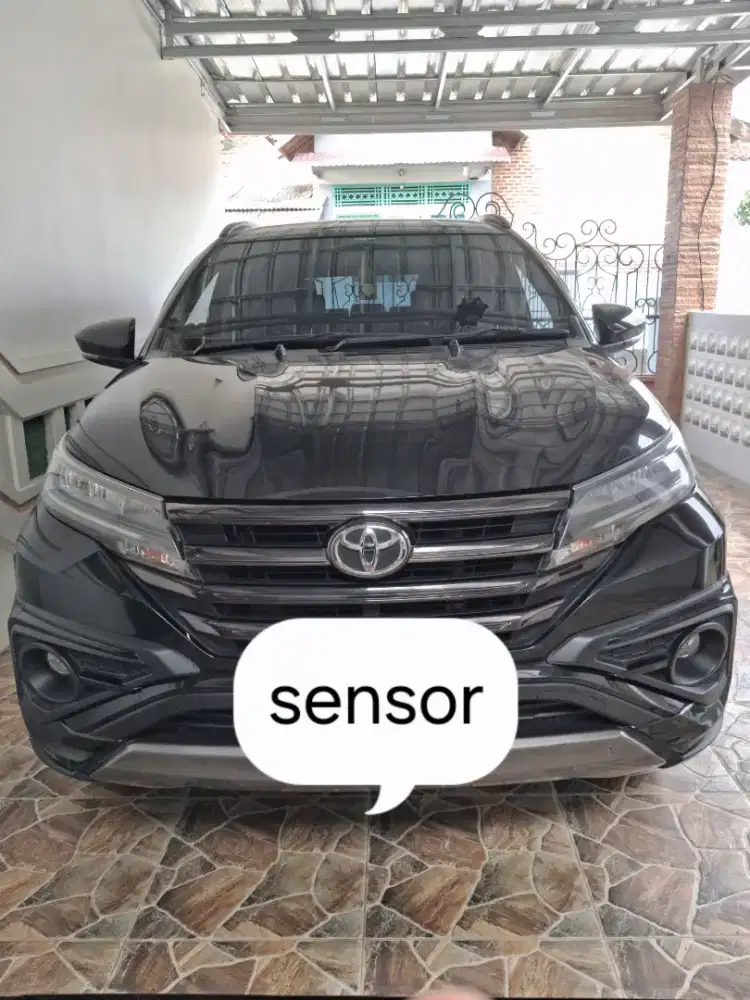 TOYOTA RUSH GR LIKE NEW