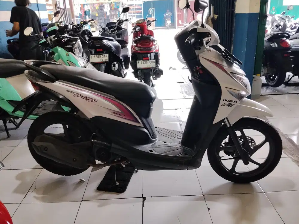Jual cepat honda beat pop 2015 full orisinil