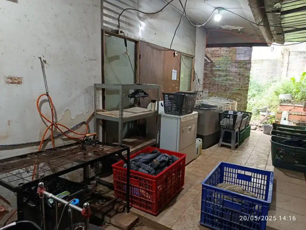 Dicari pegawai laundry strika paling & kurir untuk antar jemput