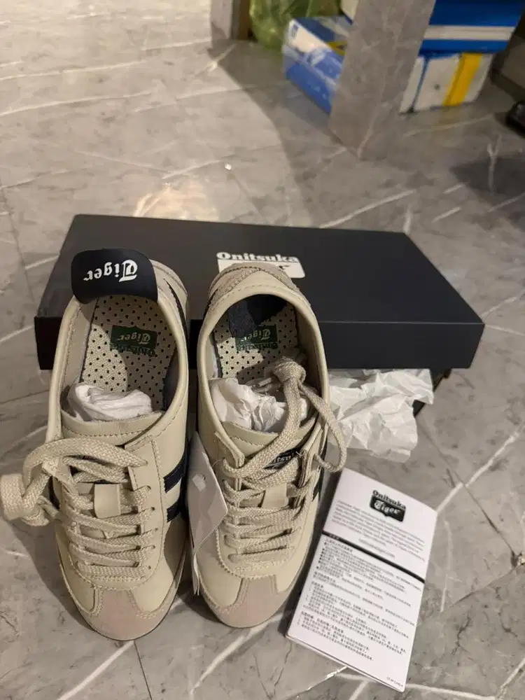 Sepatu onitsuka tiger