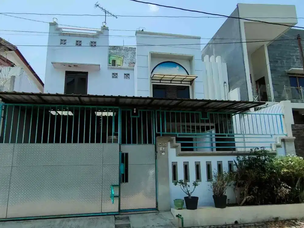 dijual rumah di solo baru