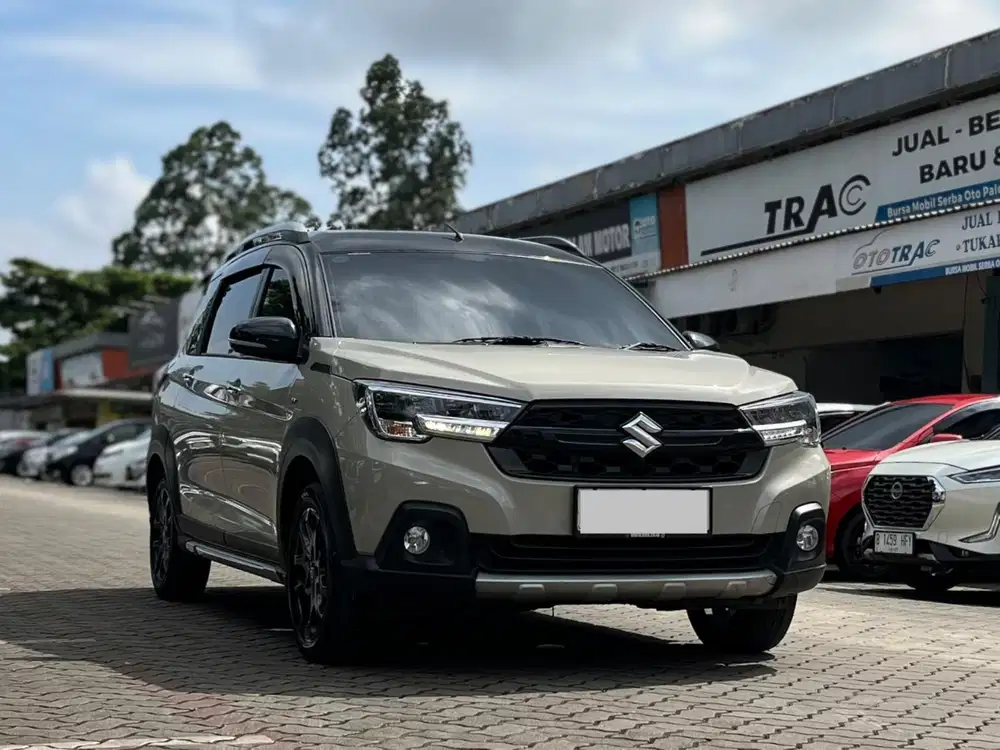 SUZUKI XL7 ALPHA HYBRID AT 2024
