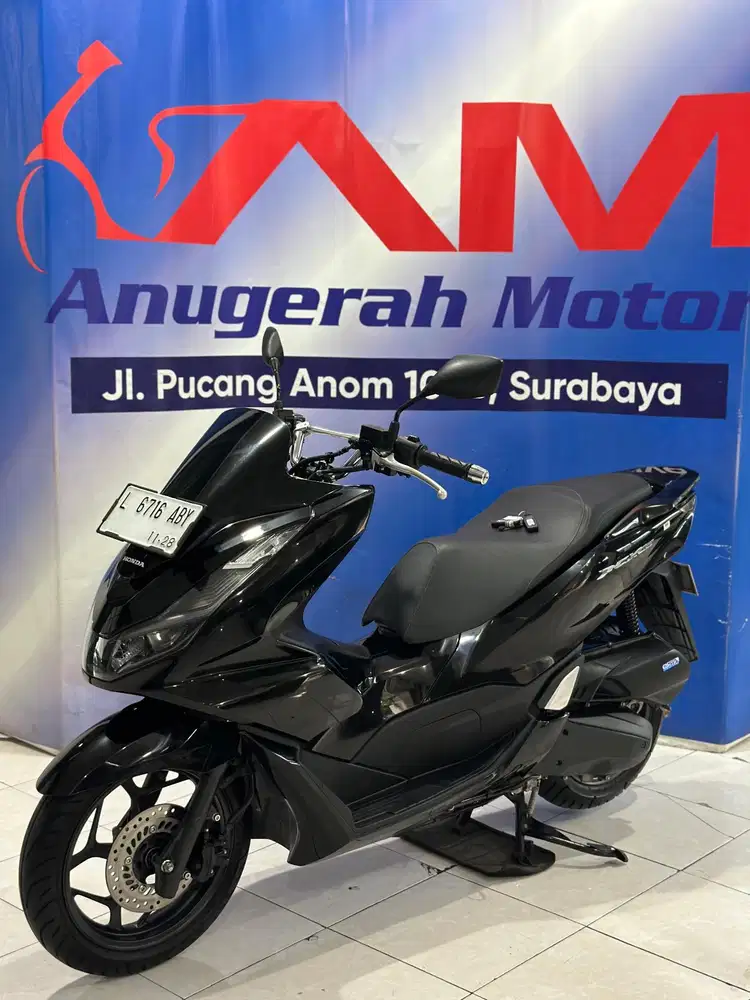 Honda Pcx Cbs 160cc Thn. 2023 Km 4Rb Anugerah Motor Pucang