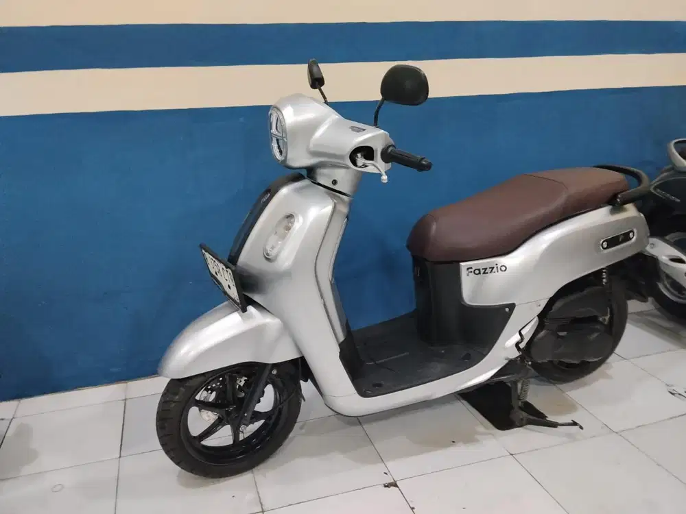 dijual Yamaha fazzio lux 2023 kondisi gres