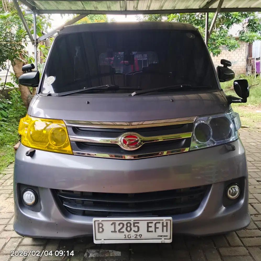 Daihatsu Luxio 2010 Bensin