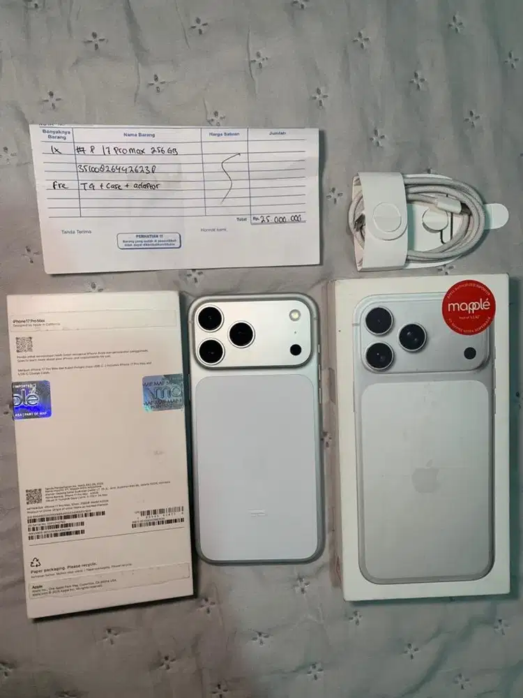 iphone 17 promax 256gb silver resmi ibox/digimap like new