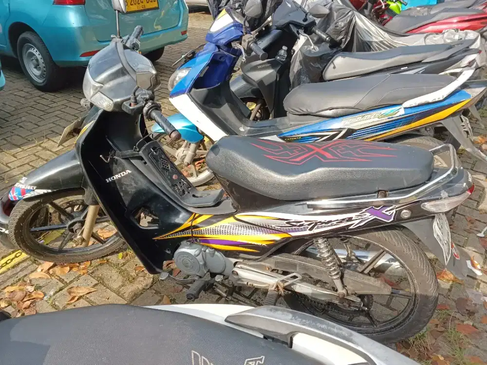 Honda Supra X VR 2003 Halus Lengkap Terawat