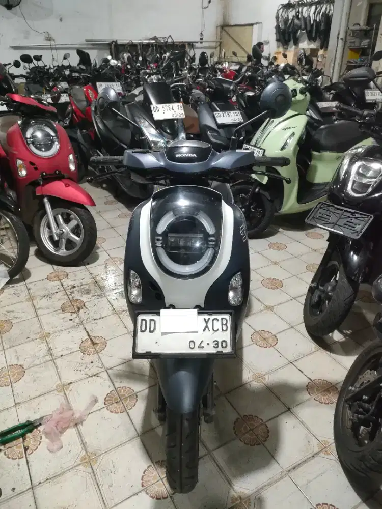 Honda Scoopy new 2025 biru