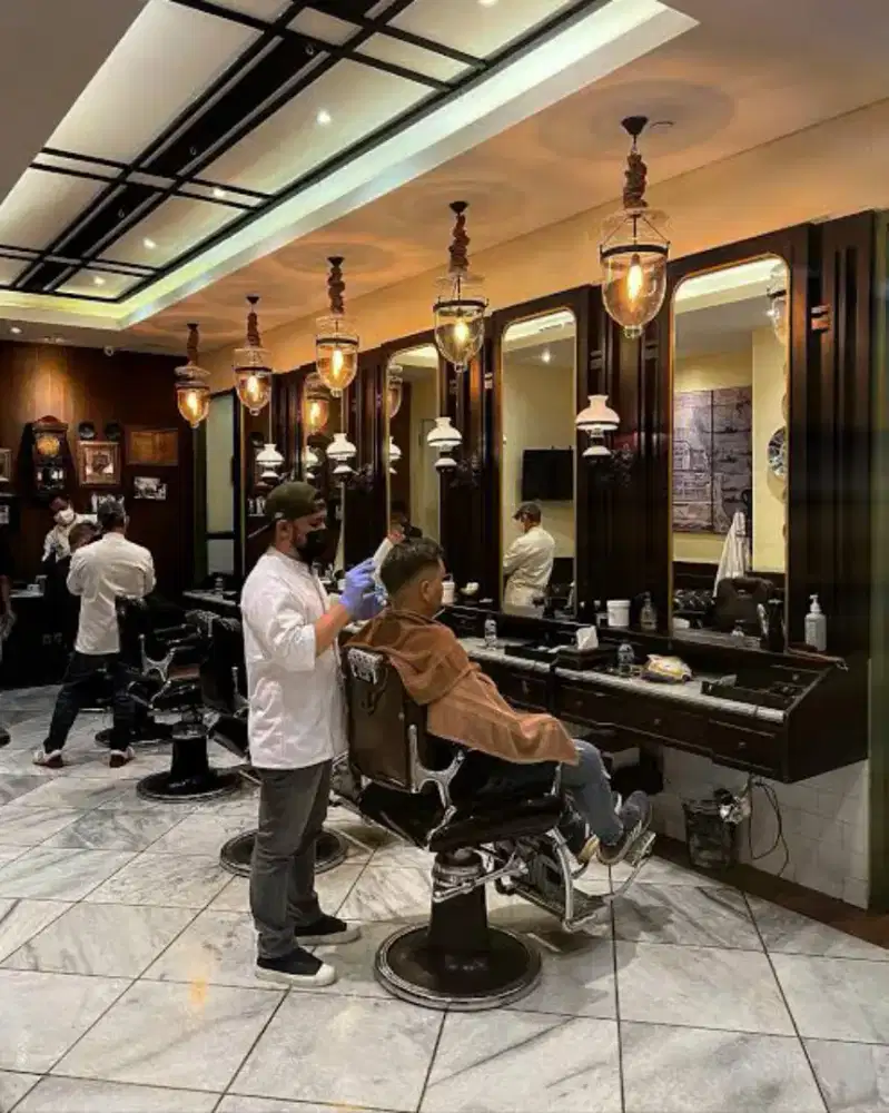 Dibutuhkan tukang cukur yang berpengalaman