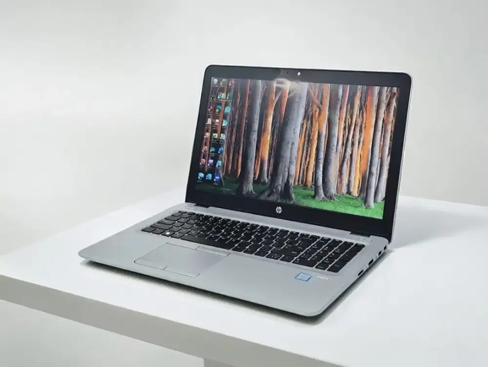 Laptop HP Elitebook 850 16GB SSD 512GB (Layar 15,6 Inchi)