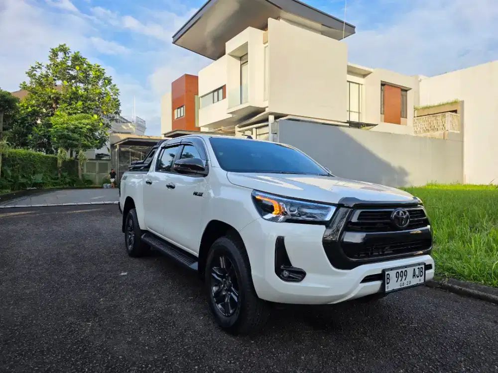 Km 6rb Asli Antik Toyota Hilux V AT 2023
