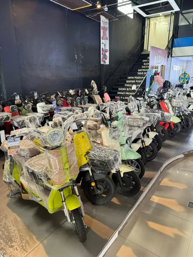 KREDIT HP & SEPEDA LISTRIK DP 0%