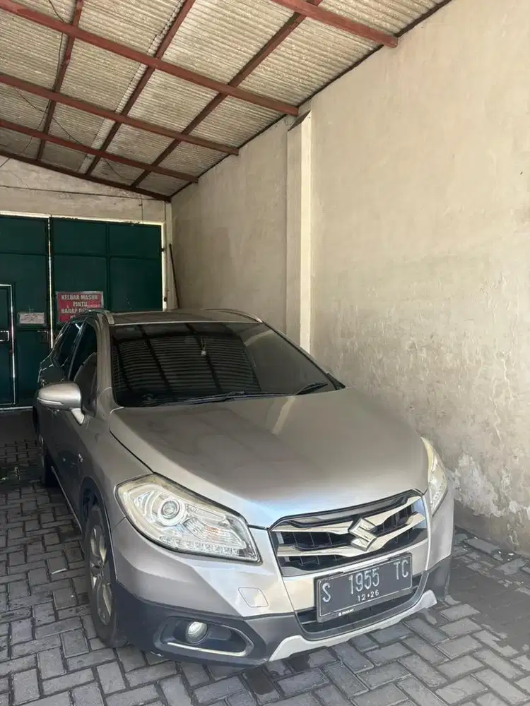 DIJUAL Suzuki s-cross 2016-Nyaman, irit, tangguh!