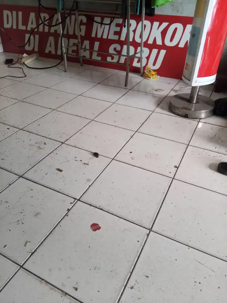 LOWONGAN KERJA CLEANING SERVICE