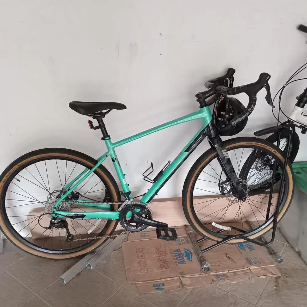 Polygon Sepeda Gravel