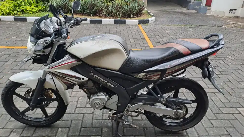 Motor Yamaha Vixion 2011