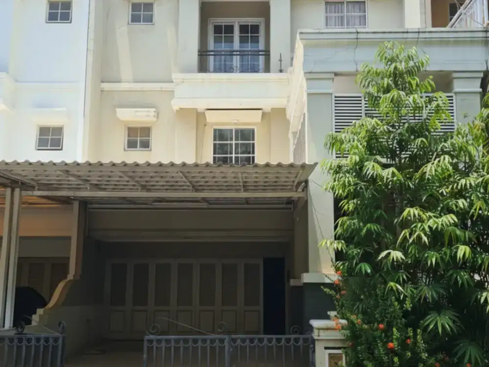 rumah bagus 3lantai di kelapa gading
