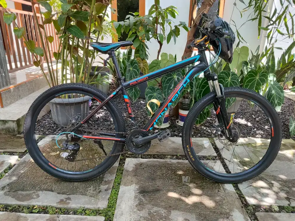 Sepeda MTB Polygon Monarch 5 alloy ring 26 bekas