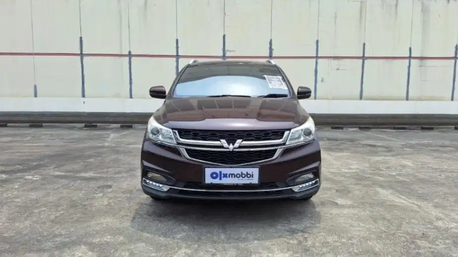 DP Rendah  6JT Wuling Cortez 1.5 CT Lux Bensin-AT 2020 Merah