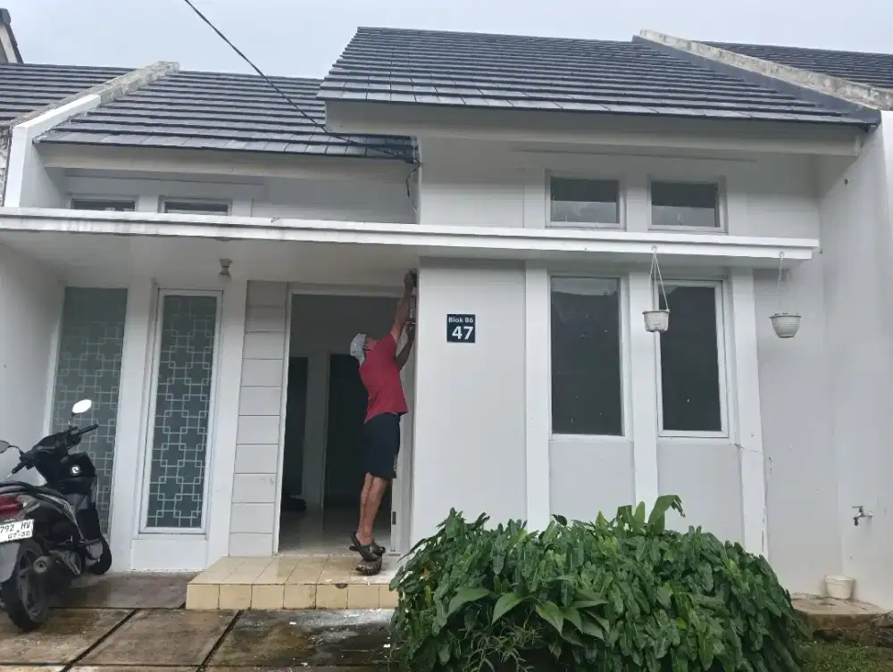 Rumah disewakan 1  jt per bulan minimal per 3 bln di Parung panjang