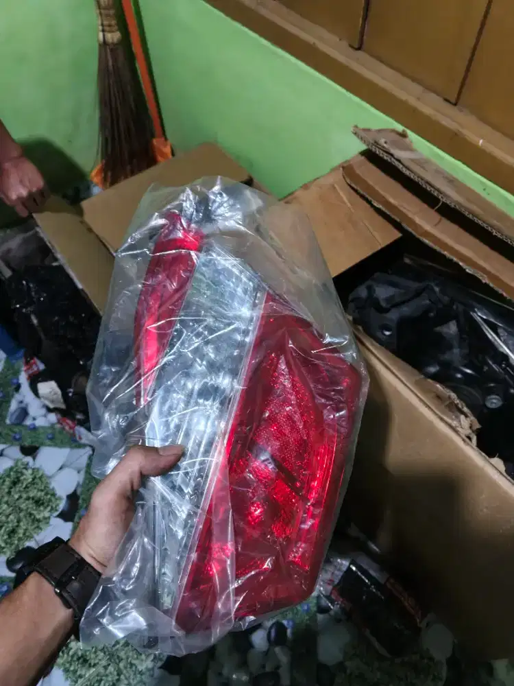 Cabutan mobil Camry 2013