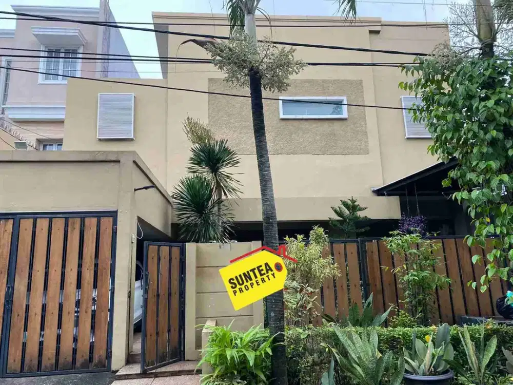 Rumah Mewah ada Swimming Pool Siap Huni area Bintaro Jaya