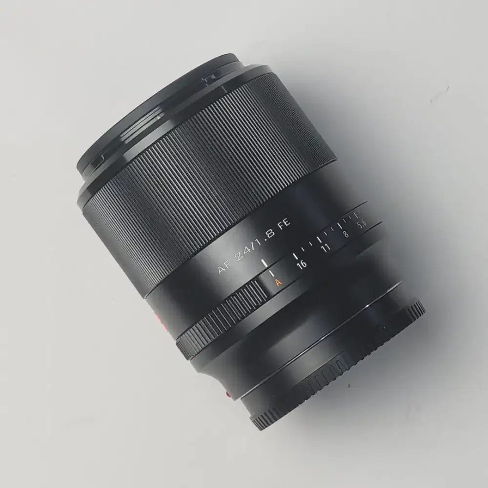 Viltrox  24mm F1.8 Like new