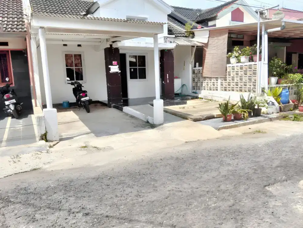 Rumah cluster siap huni di Bandung