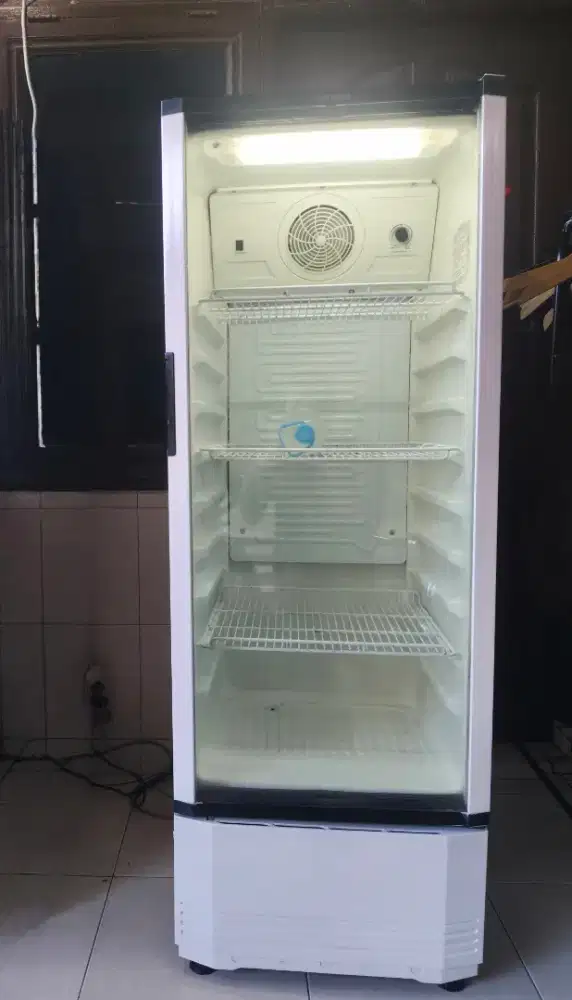 Showcase Polytron snc 180