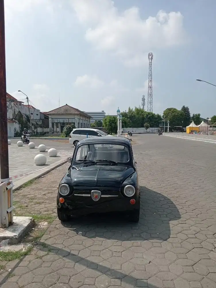 Fiat 600 classic body restorasi