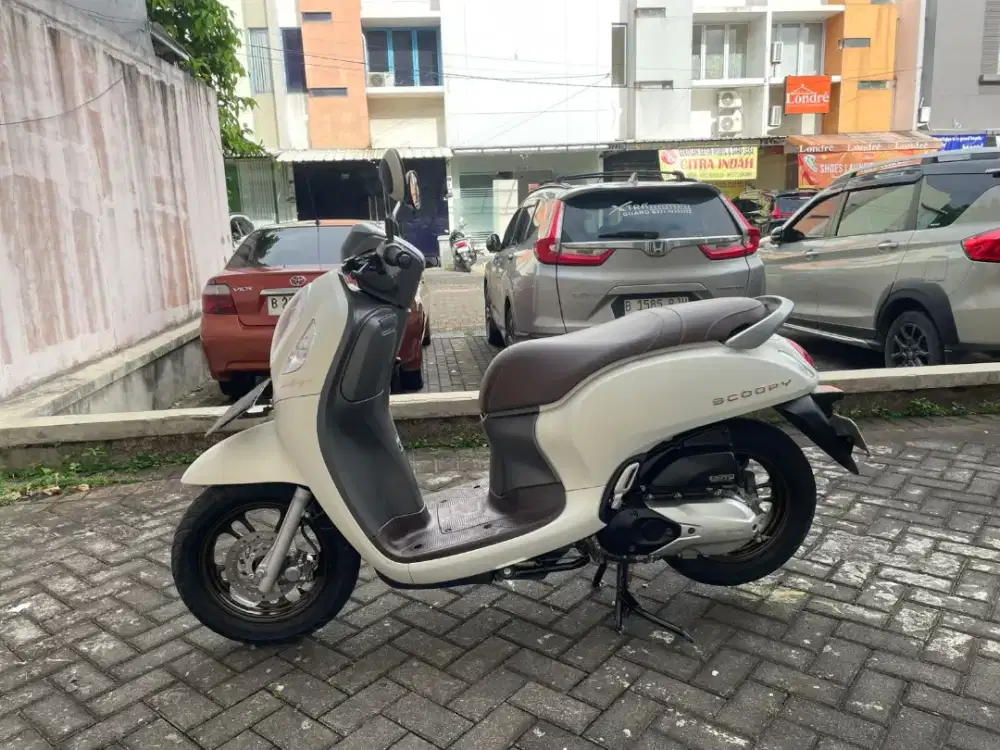 Scoopy prestige (2024)