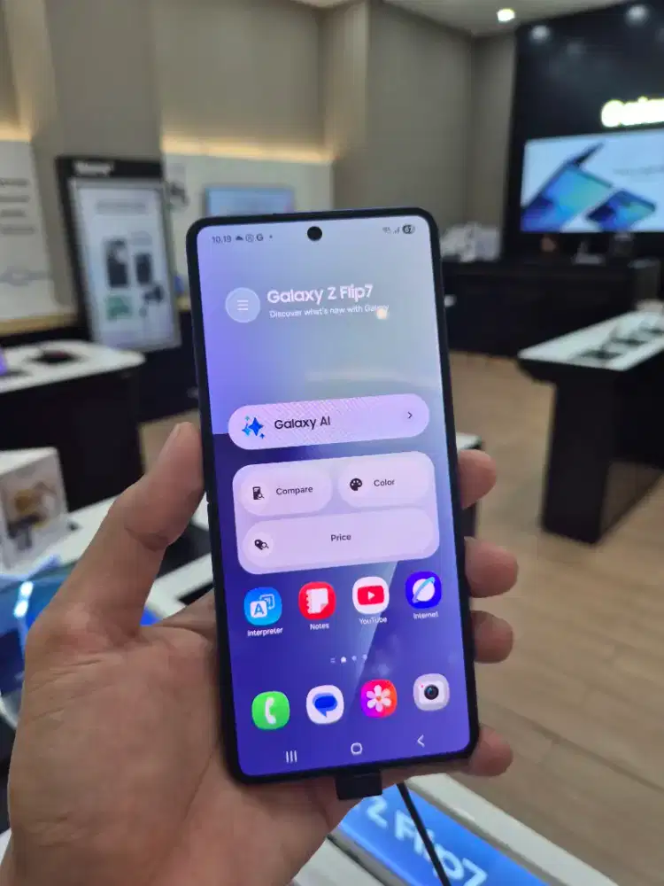 Promo Samsung Z Flip 7 - Samsung Store Queen