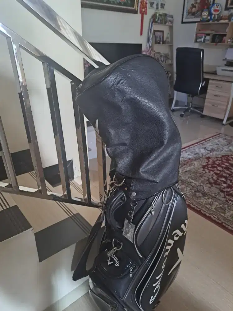 Dijual tas golf callaway + stick hybrid 4 callaway.