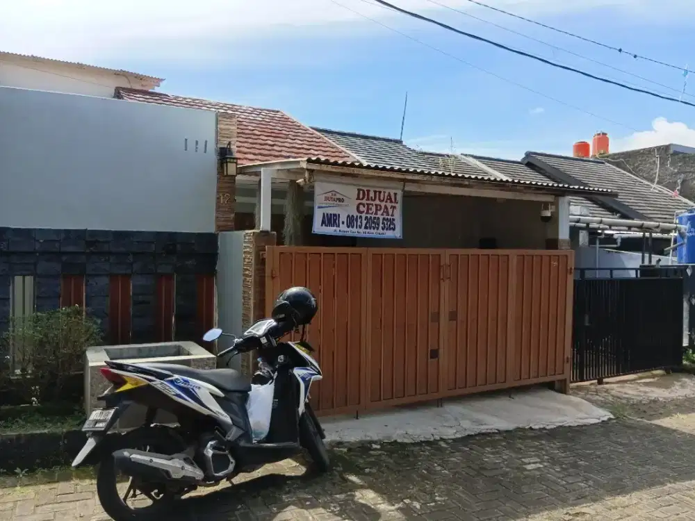 Jual BU Rumah Cantik Di Cipageran 500 Jutaan