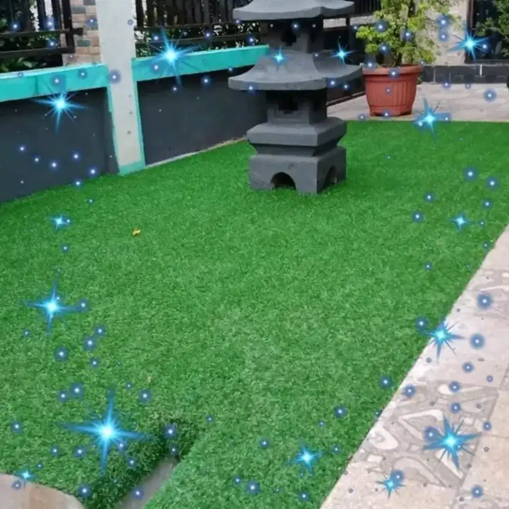 Halaman Rumah Hijau Seperti Alami Dgn Dekorasi Rumput Sintetis Green