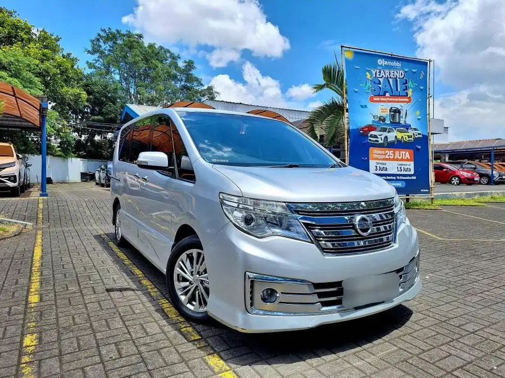 KM NORMAL - NISSAN SERENA 2.0 HIGHWAY STAR PANORAMIC AT 2015