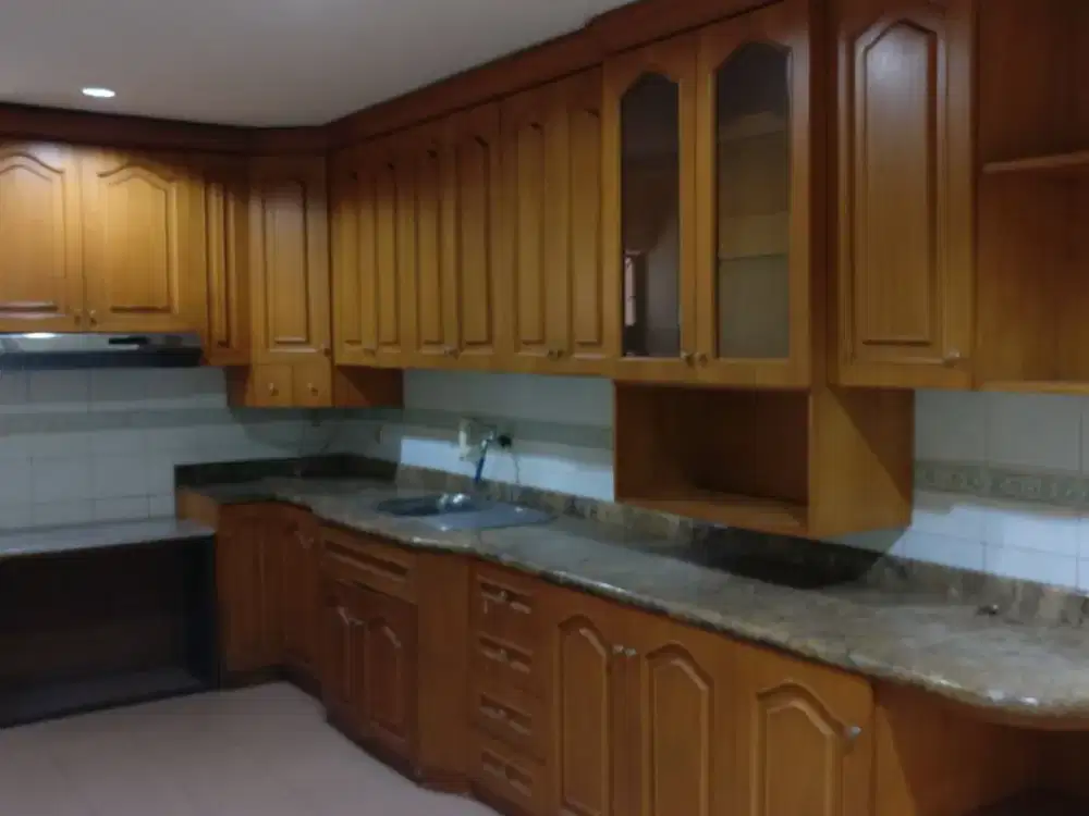 Dijual Rumah di perumahan Kebon Jeruk Baru harga murah