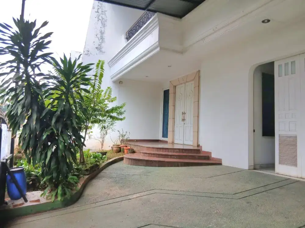 Dijual Rumah Intercon, Kebon Jeruk Jakarta Barat