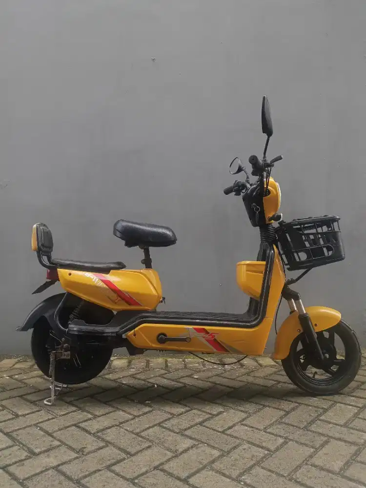 sepeda listrik winfly df5