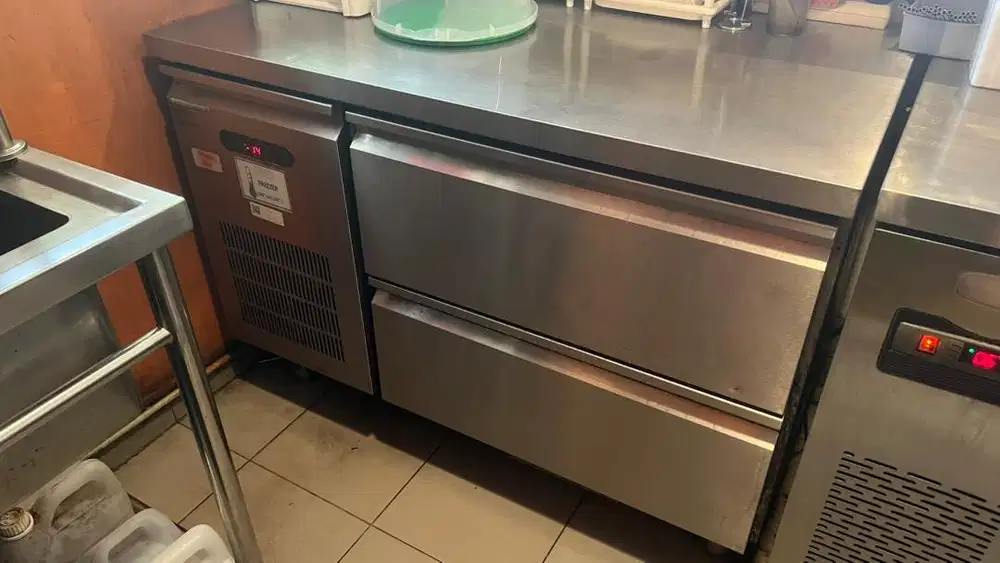 Undercounter FREEZER merk SINDEN Intercool