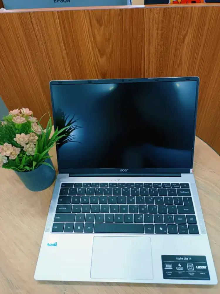 Acer aspire lite N355