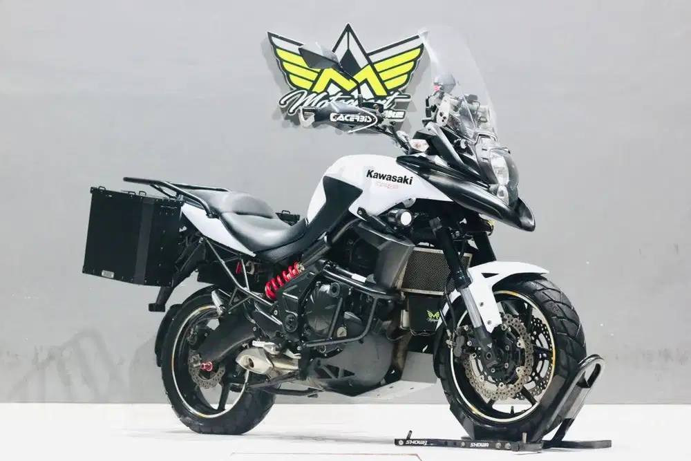 Kawasaki versys 650 like new CB500X BMW GS310 himalaya KTM 390adventur