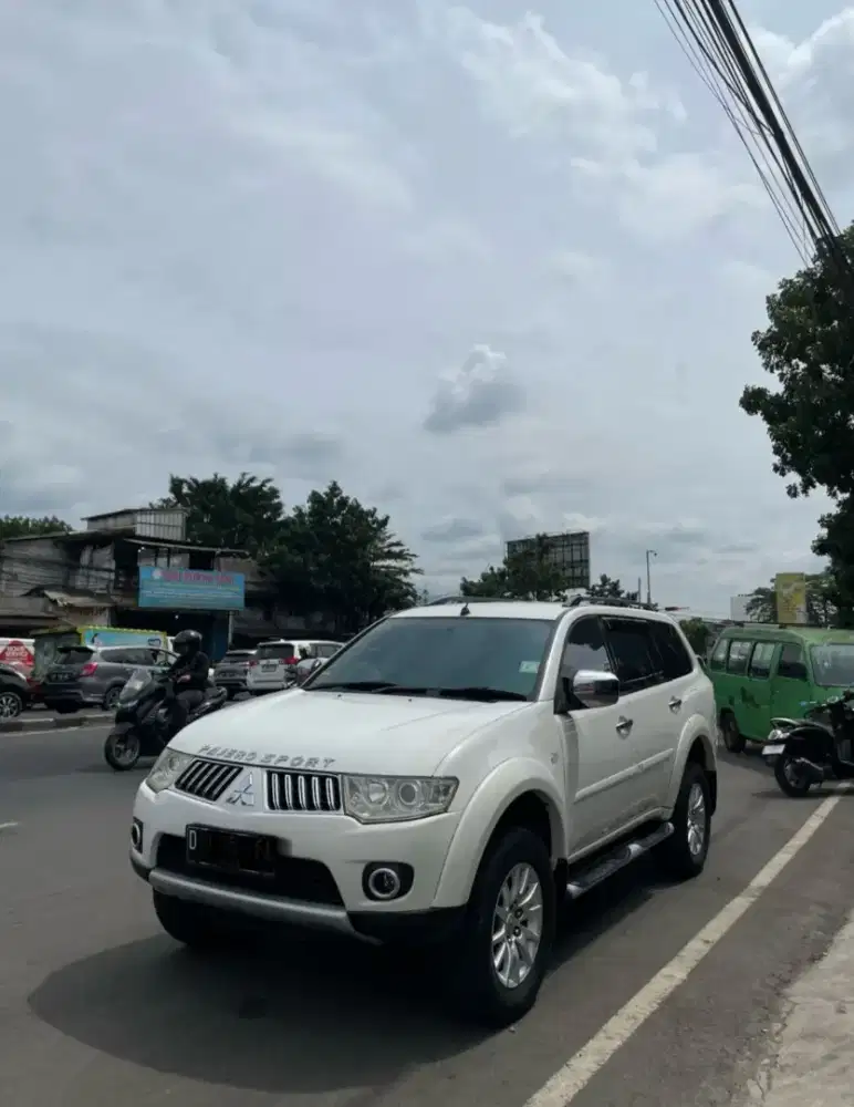 PAJERO SPORT EXCEED MATIC 2011