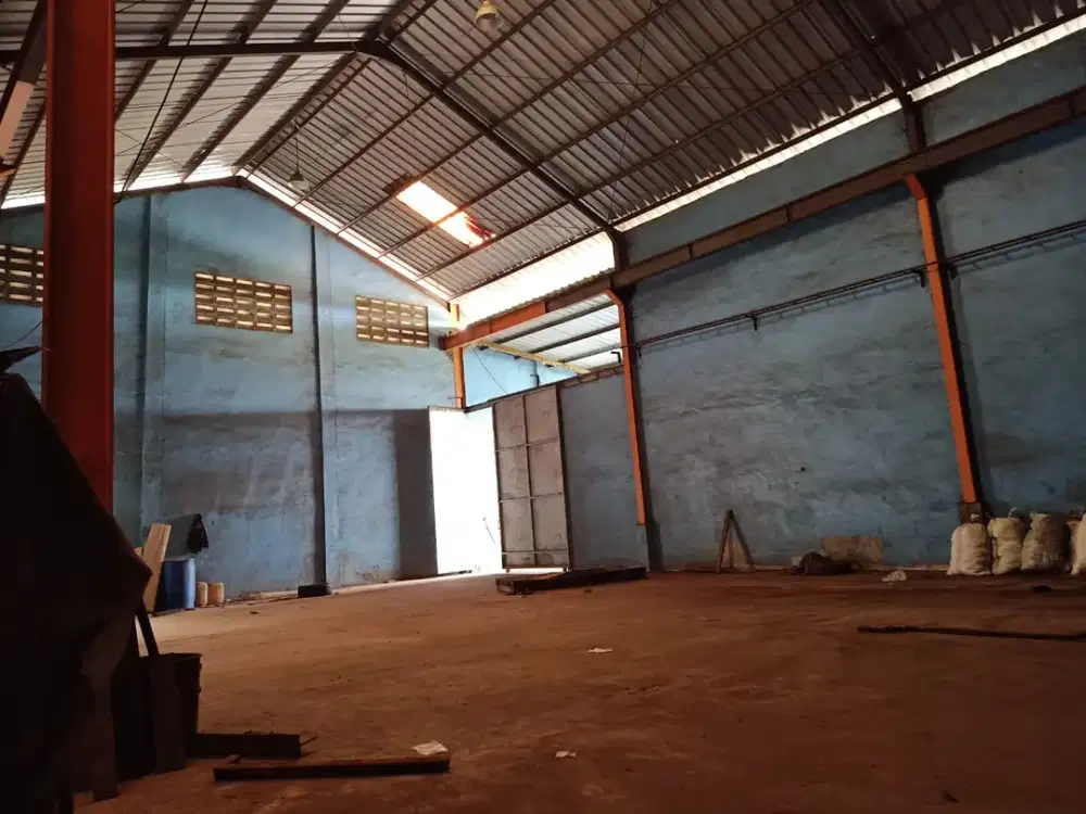 Dijual Gudang di Kampung Melayu, Teluknaga